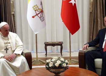 أردوغان يهاتف بابا الفاتيكان