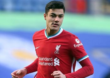 ليفربول يتراجع عن شراء اللاعب التركي أوزان كاباك