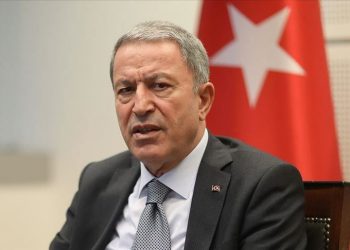 على خطى الاستعمار.. وزير الدفاع التركي يزعم أن الوجود العسكري التركي في ليبيا هو لمصلحة ليبيا