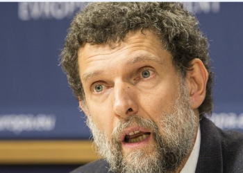 ألمانيا وفرنسا تطالبان بإطلاق سراح عثمان كافالا