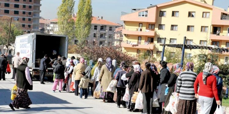 تركيا.. 27.6 مليون شخص يعانون من فقر مدقع