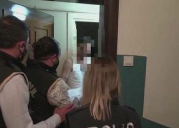 تركيا.. اعتقال 10 من رجال زعيم المافيا سادات بكر