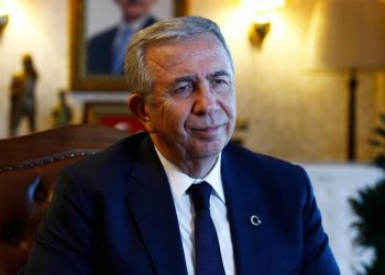 منصور يافاش يصل نهائيات مسابقة أفضل عمدة لعام 2021