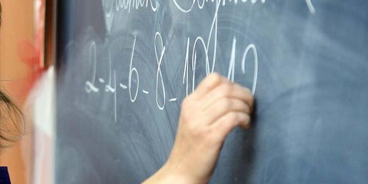 تركيا.. عجز حاد في عدد المدرسين