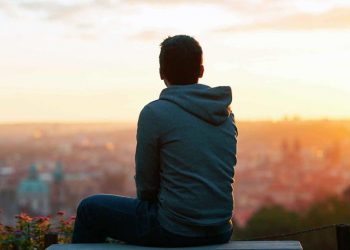 لست وحيدا في رحلة الحياة