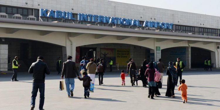 تركيا تعرض على الناتو تشغيل مطار كابول الأفغاني
