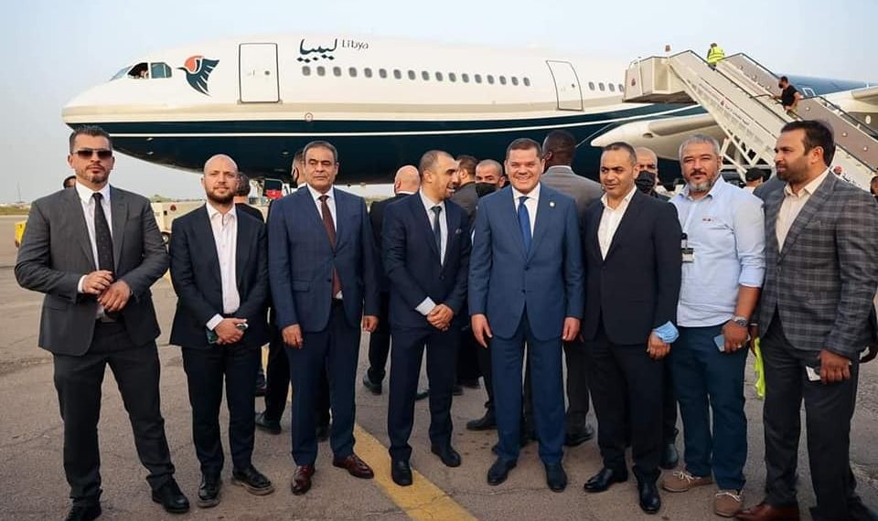 طائرة القذافي تغادر إسطنبول