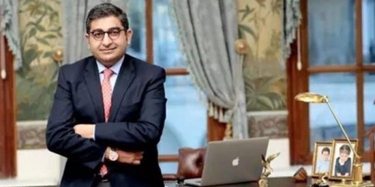 رجل الأعمال المحتال يكشف بالتحقيقات شبكة الرشاوى في تركيا