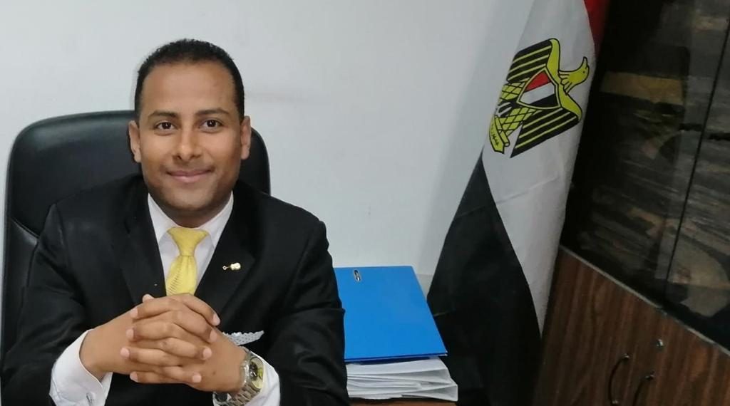 ثلاث بنات مصريات (من النماذج المضيئة بالمجتمع)