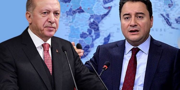 باباجان يدعو أردوغان لتعليق عبارة بخط واضح وترديدها!