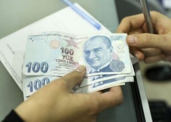 خلال عام.. ارتفاع القروض الاستهلاكية في تركيا 34%