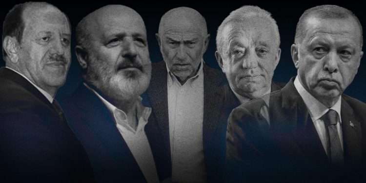 تركيا.. “العصابة الخماسية” تفوز بمناقصات قيمتها 161 مليار ليرة