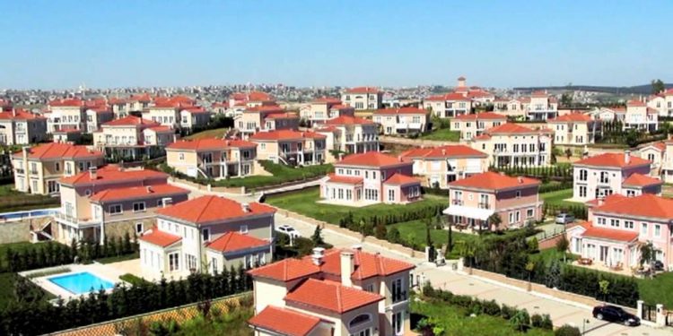 تركيا.. إفلاس شركة إنشاءات تنفذ مشاريع سكنية فارهة