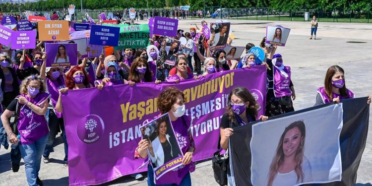 أردوغان: كفاحنا لإنهاء العنف ضد المرأة لم يبدأ مع “اتفاقية اسطنبول” ولن ينتهي بخروجنا منها