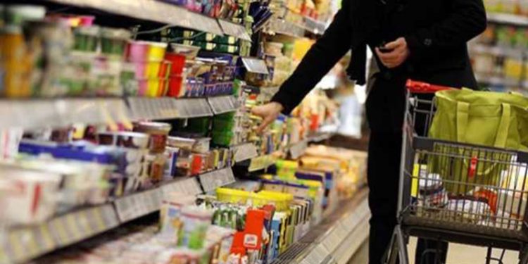 كاتب تركي: المواطن يثق بمعدل التضخم لنفقاته لا الإحصاءات الرسمية