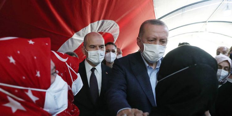 بعد شهرين.. أردوغان يظهر مجددا للمرة الأولى مع صويلو