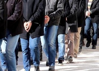 تركيا: استمرار اعتقالات الانقلاب رغم انهيار الرواية الرسمية