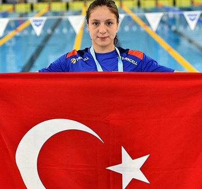 السباحة التركية ميرفي تونجال تسجل رقمًا قياسيًا أوروبيًا