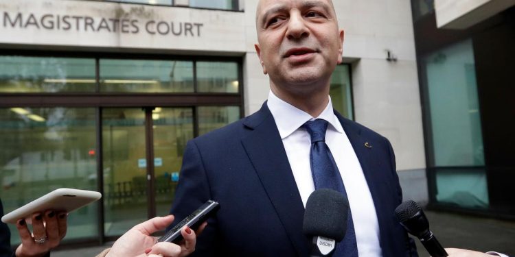 أغنية راب لدعم عائلة صادر أردوغان ممتلكاتها