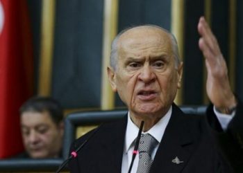 رئيس حزب الحركة القومية يتّهم المحكمة الدستورية بدعم الإرهاب