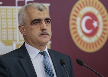 هل يعود عمر فاروق جرجرلي أوغلو للبرلمان مجددا؟