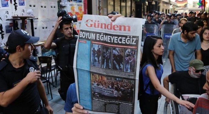 تركيا: المحكمة الدستورية تقر بانتهاك حقوق صحيفة كردية