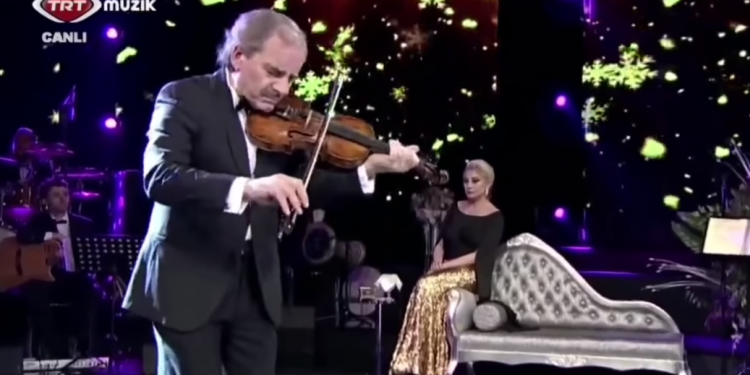تركيا: مشاكل اقتصادية تقود عازف كمان شهير للانتحار