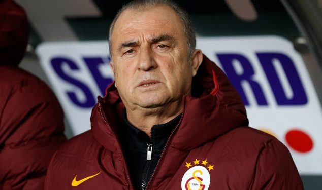 مدرب غالطة سراي يشرح قراره بشأن “مصطفى محمد” بعد خسارة المباراة