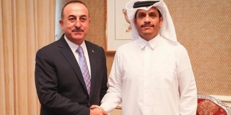 وزير الخارجية التركي ونظيره القطري يبحثان الوضع في أفغانستان