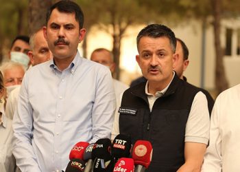 وزير الزراعة التركي يناقض نفسه