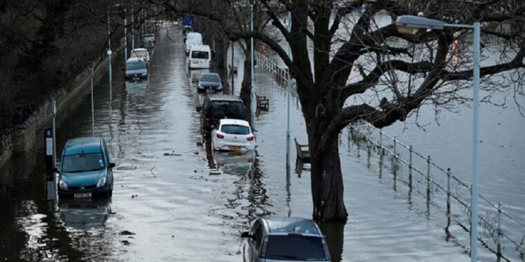 تركيا.. مقتل 17 شخصا جراء السيول