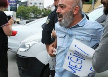 تركي مفصول تعسفيًا: المخابرات هددتني بالقتل!