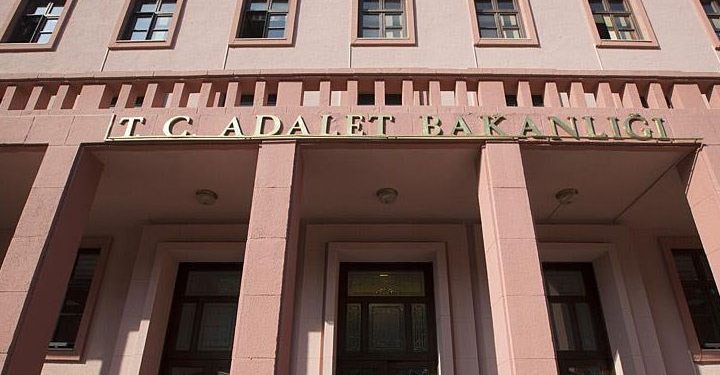 زيادة قياسية ببلاغات الأتراك ضد بعضهم خلال حكم أردوغان