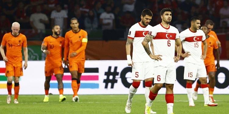 هزيمة مدوية.. هولندا تدك شباك تركيا بـ 6 أهداف!