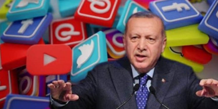 أردوغان: وسائل التواصل الاجتماعي أكبر محرض في البلاد!