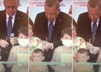 أردوغان يغضب الجميع بضربه طفلا على رأسه.. ما السبب؟