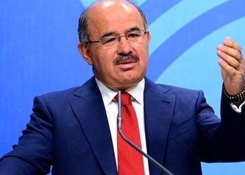 وزير التعليم التركي السابق: عارضت منع الدروس الخصوصية!