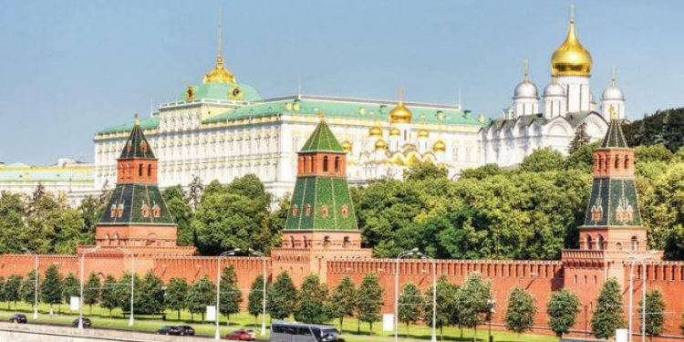 الكرملين يعلن عدم حضور روسيا تنصيب حكومة “طالبان”