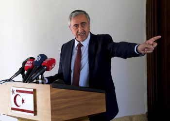 زعيم قبرص التركية السابق ينتقد “نظام الرجل الواحد” في تركيا