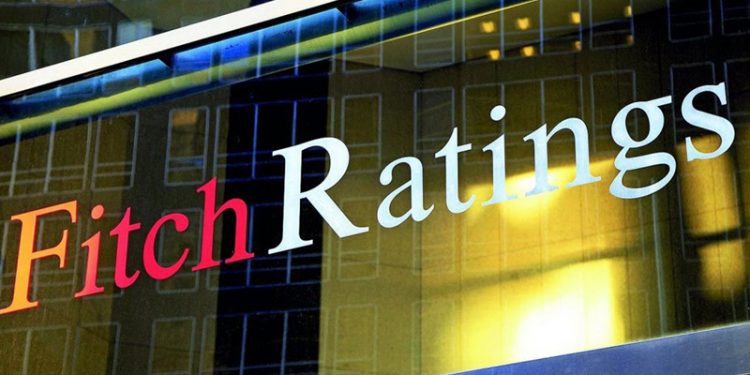 فيتش: خفض تركيا سعر الفائدة قرار خاطئ