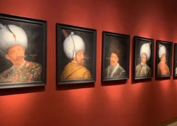 عرض لوحات 6 سلاطين عثمانيين في لندن للبيع