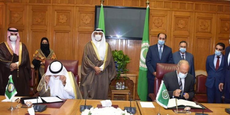الجامعة العربية توقع مذكرة تفاهم مع مجلس التعاون الخليجي