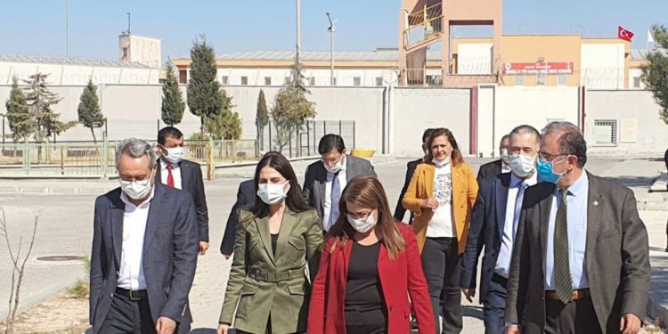 حزب الشعب الجمهوري يتحرك من أجل المفصولين تعسفيًا