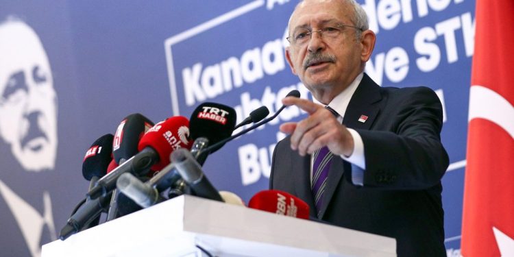 زعيم المعارضة: حكومة أردوغان تعاني من فشل أجهزتها