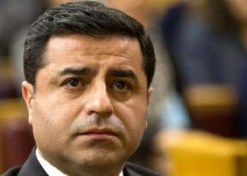 دميرطاش يعلق على محاكمته بتهمة “إهانة الرئيس”