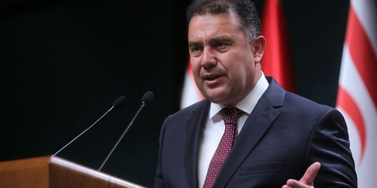 رئيس وزراء قبرص التركية يعتزل العمل السياسي بعد فضيحة مدوية