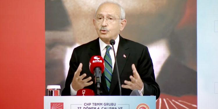 زعيم المعارضة: الحكومة تتعاون مع أباطرة المخدرات