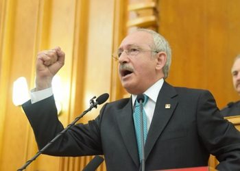 زعيم المعارضة يتهم أردوغان بالتحريض ضده