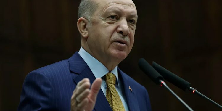أردوغان يشير لنشاط إيران العسكري على الحدود مع أذربيجان وفي جنوبي القوقاز