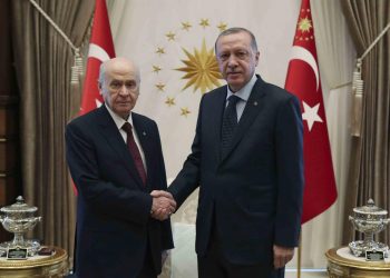 حليف أردوغان يريد تجريد عثمان كافالا من الجنسية التركية!